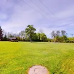 Villa de charme avec parc de 3000m2 à 5 min de Deauville Casa de Férias