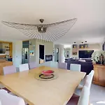 Villa de charme avec parc de 3000m2 à 5 min de Deauville * Bonneville-sur-Touques