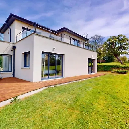 Villa de charme avec parc de 3000m2 à 5 min de Deauville