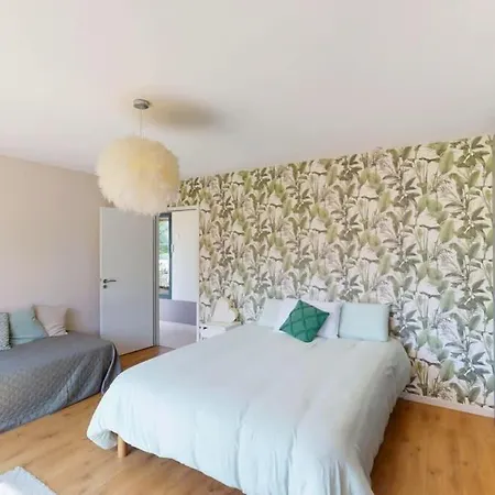 Casa de Férias De Charme Avec Grand Jardin à 5 Min De Deauville Bonneville-sur-Touques